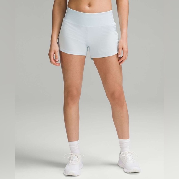 C - Lululemon Speed Up Mid-Rise Lined Short 4"
Powder Blue - Picture 4 of 6